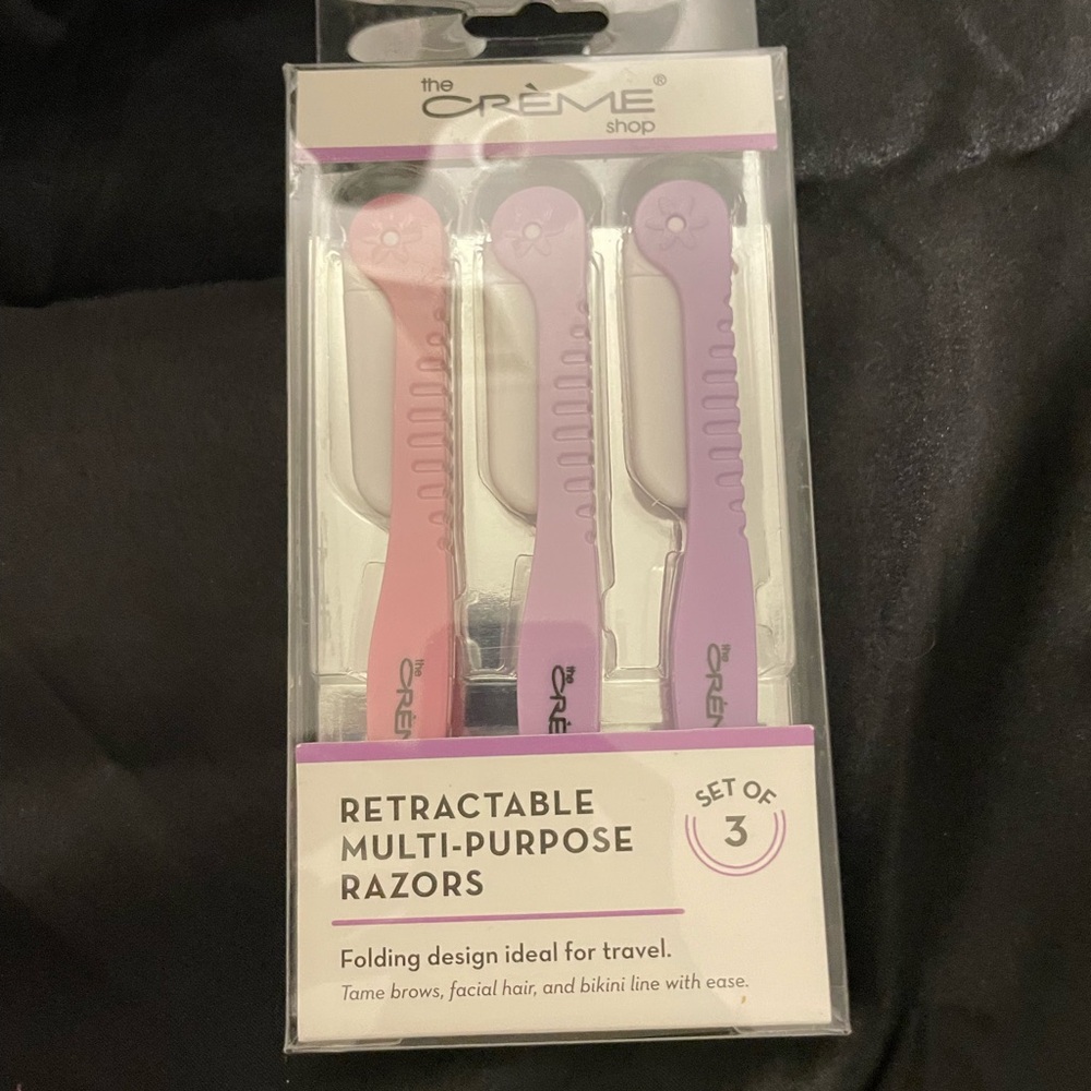 Beauty Sponge and Razor Set - Picture 3 of 6